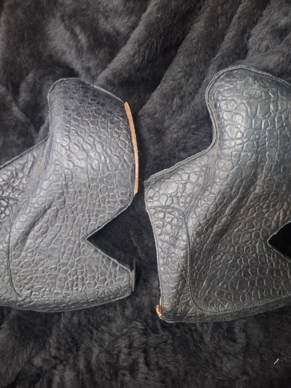 Gee Wawa Black Soft Bubble Leather Slide Wedges